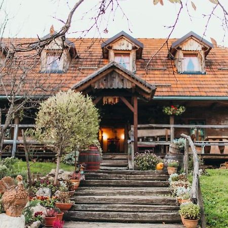 Gresna Pilnica Hotell Klenovnik Eksteriør bilde